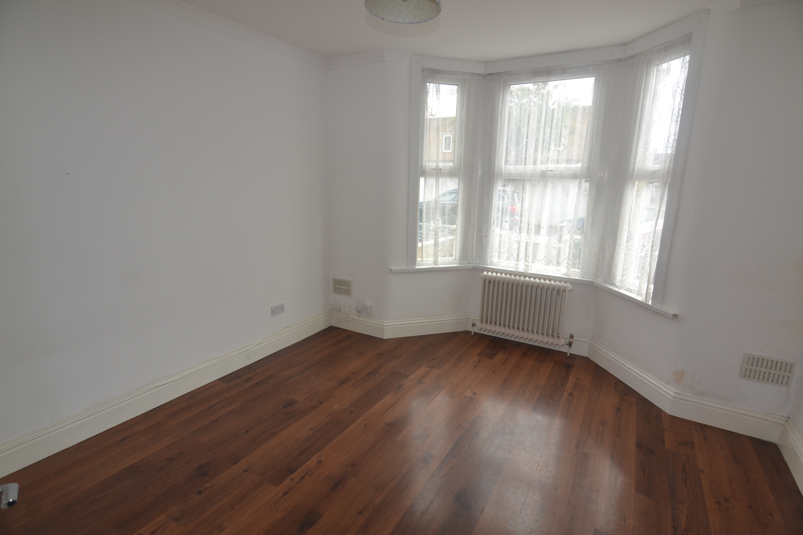 First Floor Flat 2, 111, Claude Road, Leyton, London photo 5