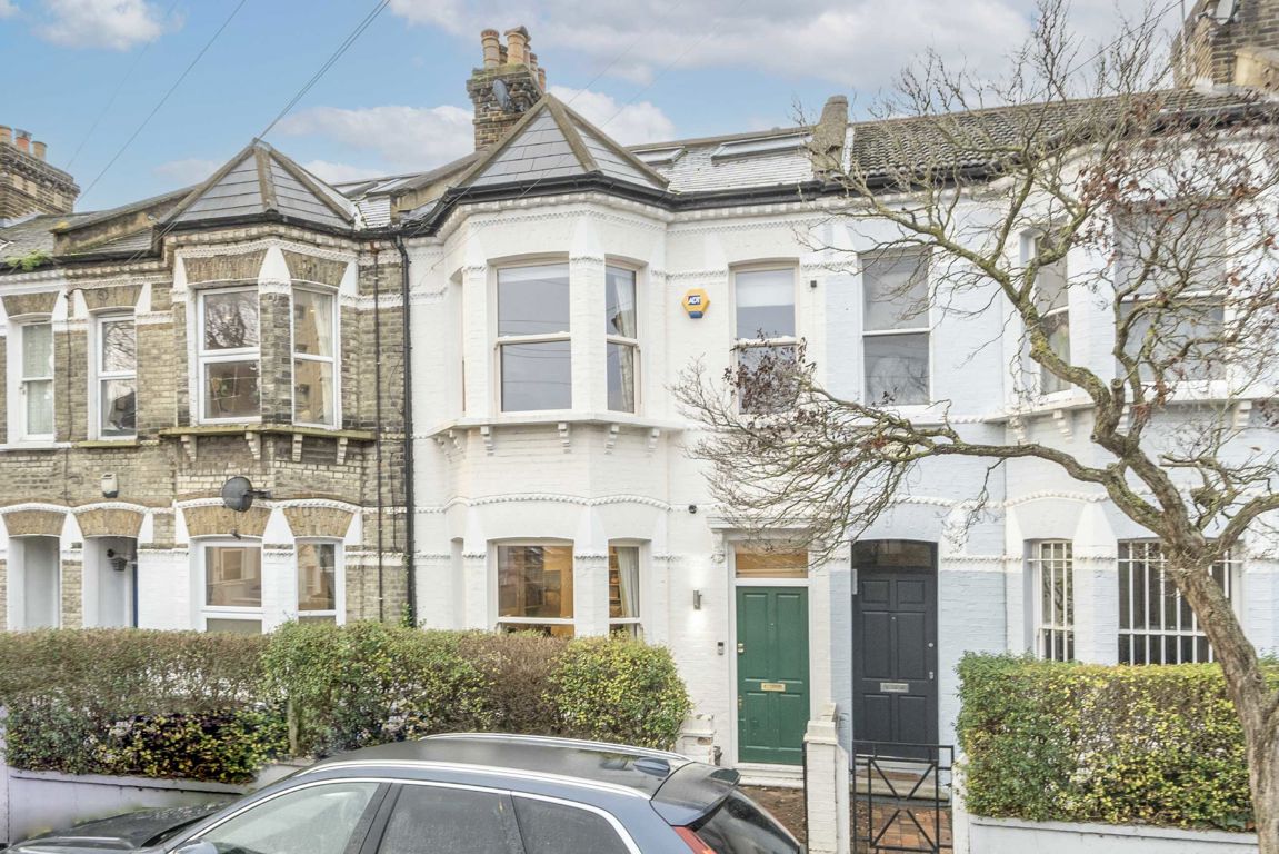 4 bedroom terraced house for sale 0