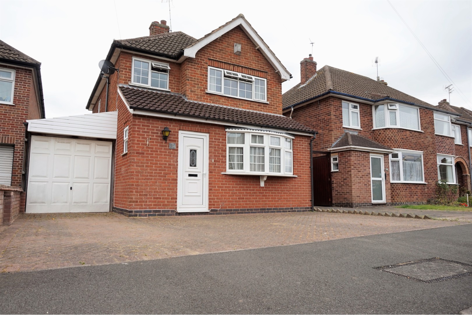 Free property report 31 Ruskington Drive, Wigston, LE18 1LB Chimnie