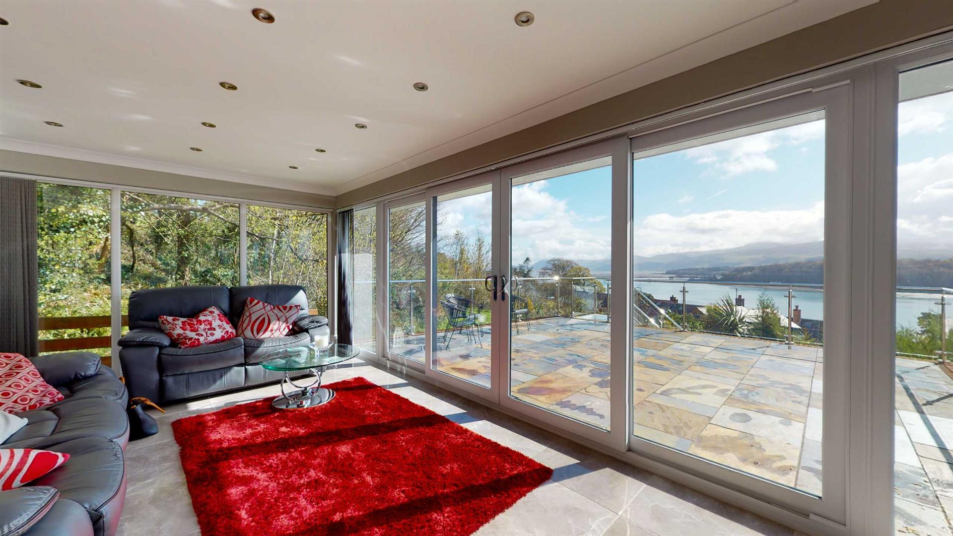 Photos of Glyn Garth Mews, Glyn Garth, Menai Bridge LL59 62348994