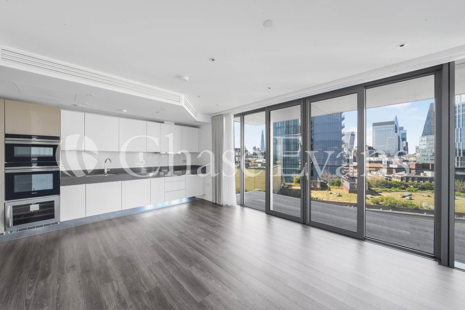 2 bedroom flat for sale 0