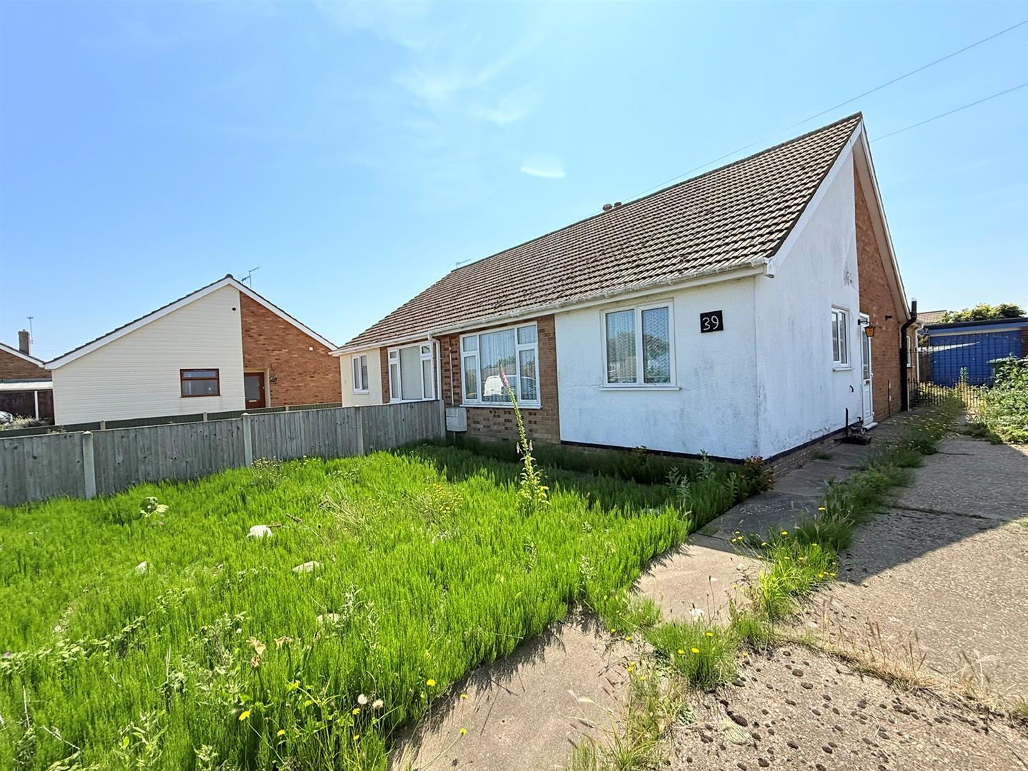 39, Winifred Way, Great Yarmouth photo 2