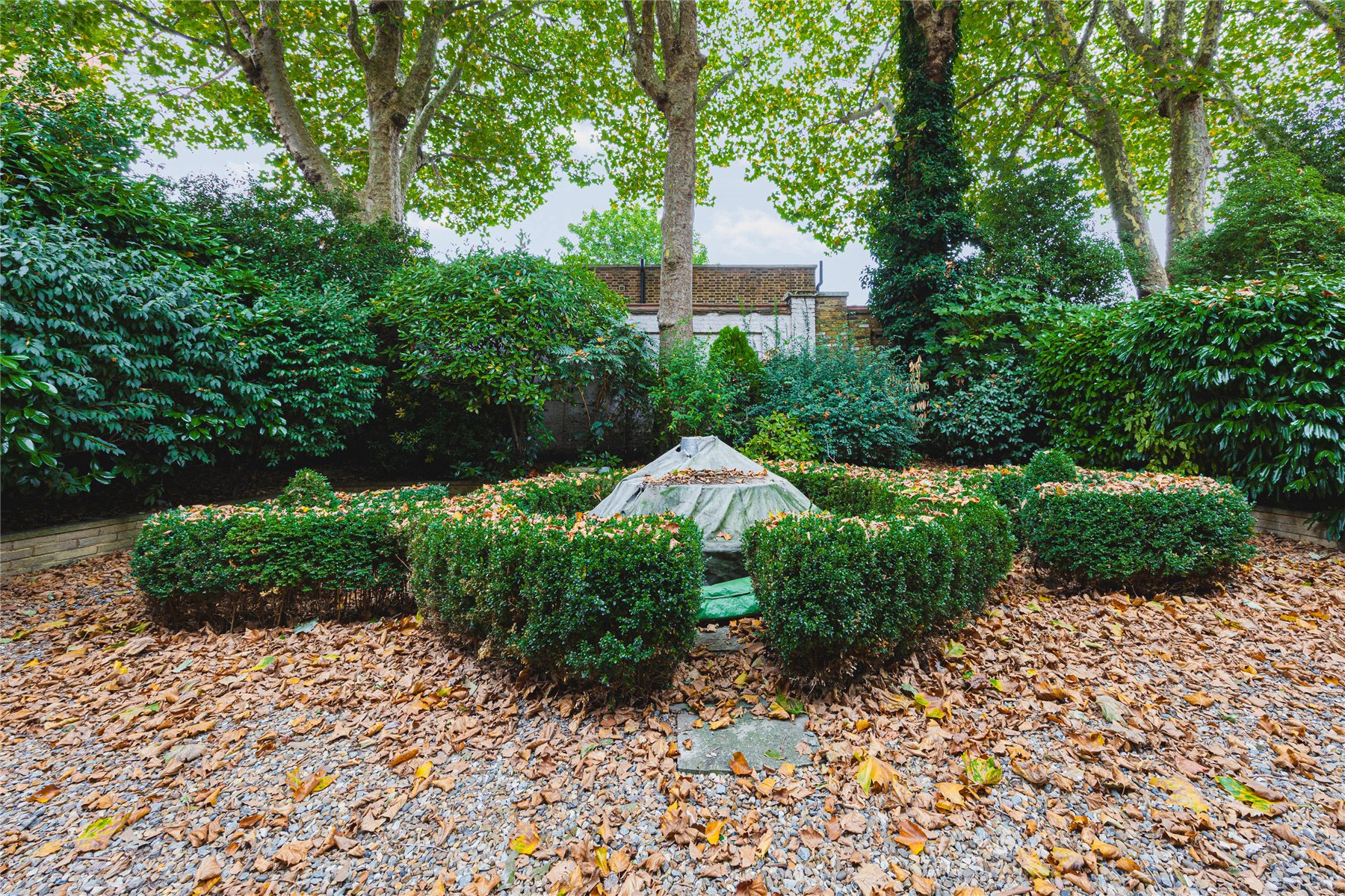 Flat 2, 5, Cheyne Place, London photo 4