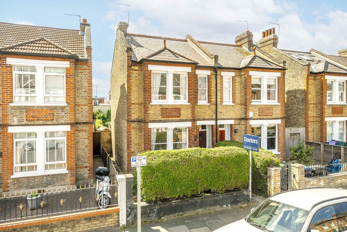 7 bedroom property for sale