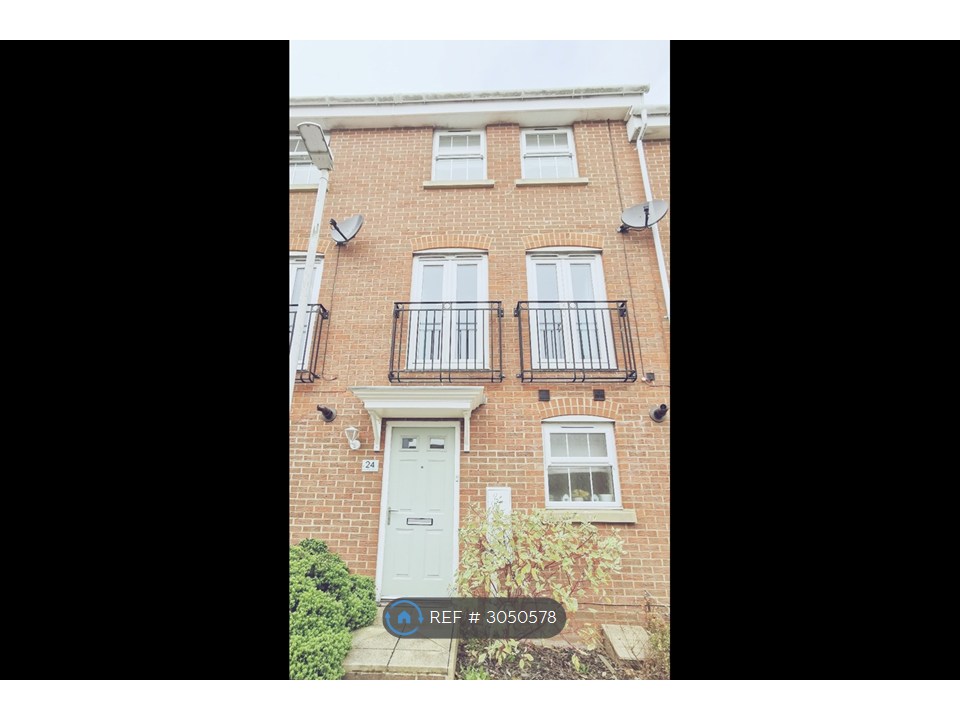 Atkinson Road, Hawkinge photo 2
