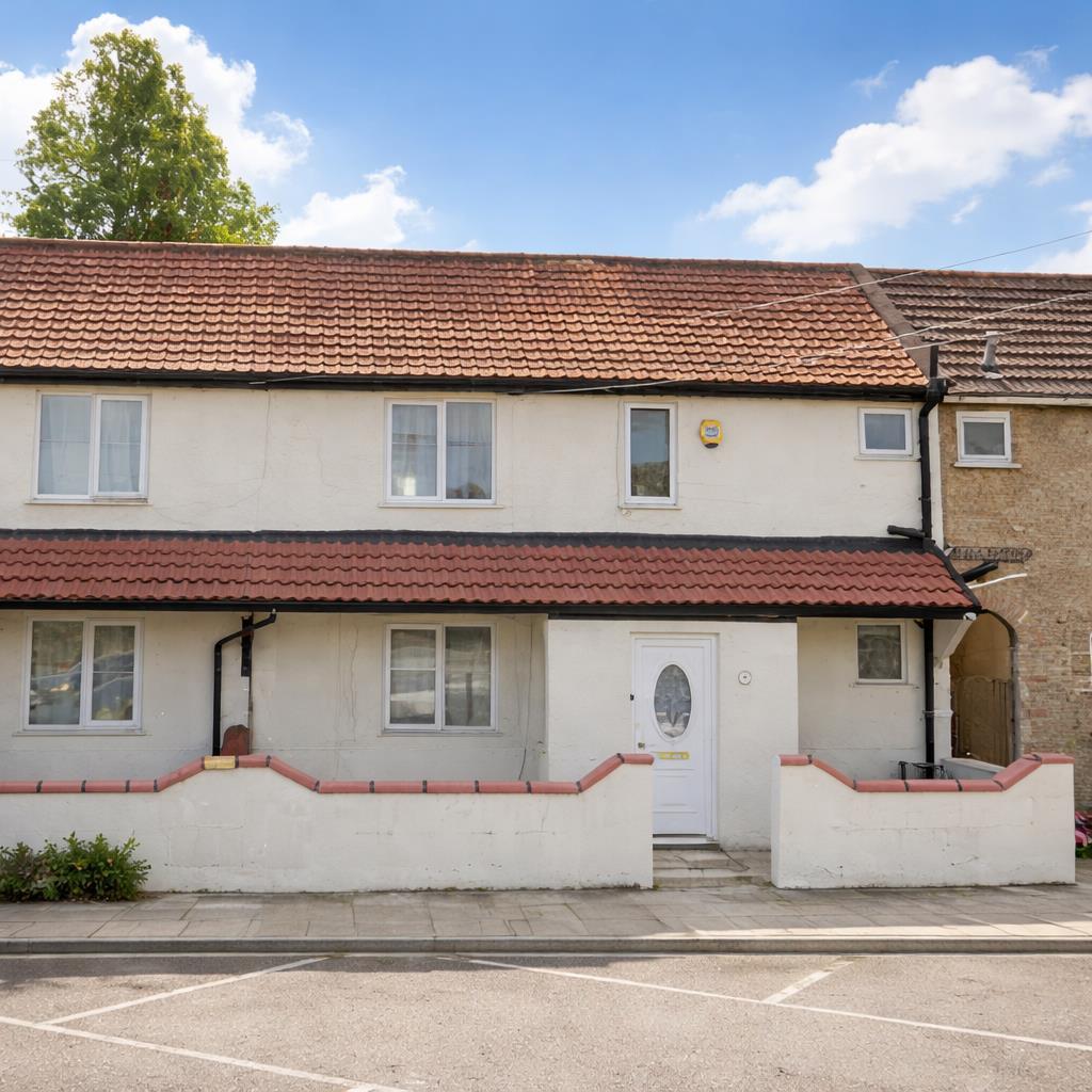 Meadow Close, Enfield photo 2