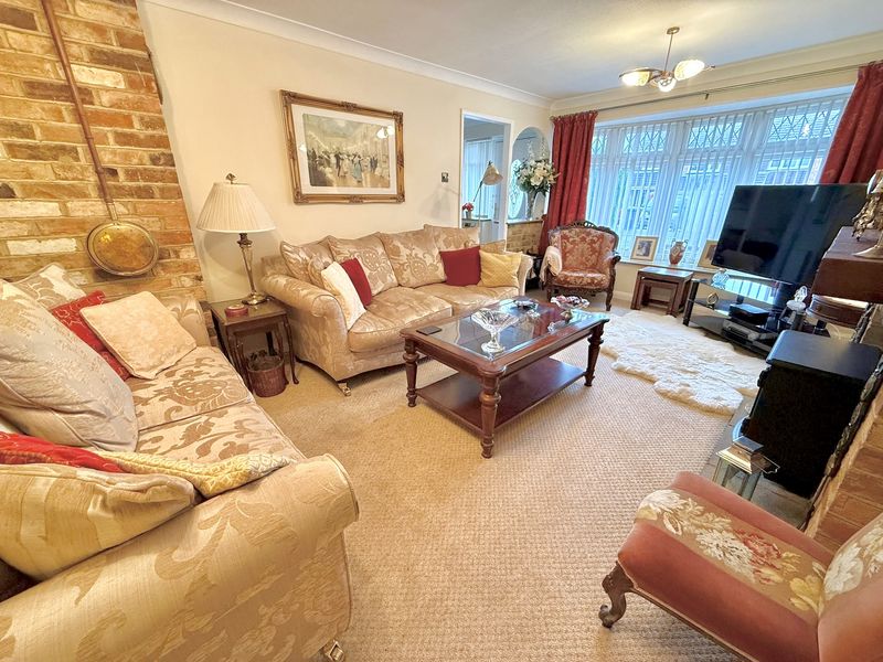 24, Barley Brow, Dunstable photo 3