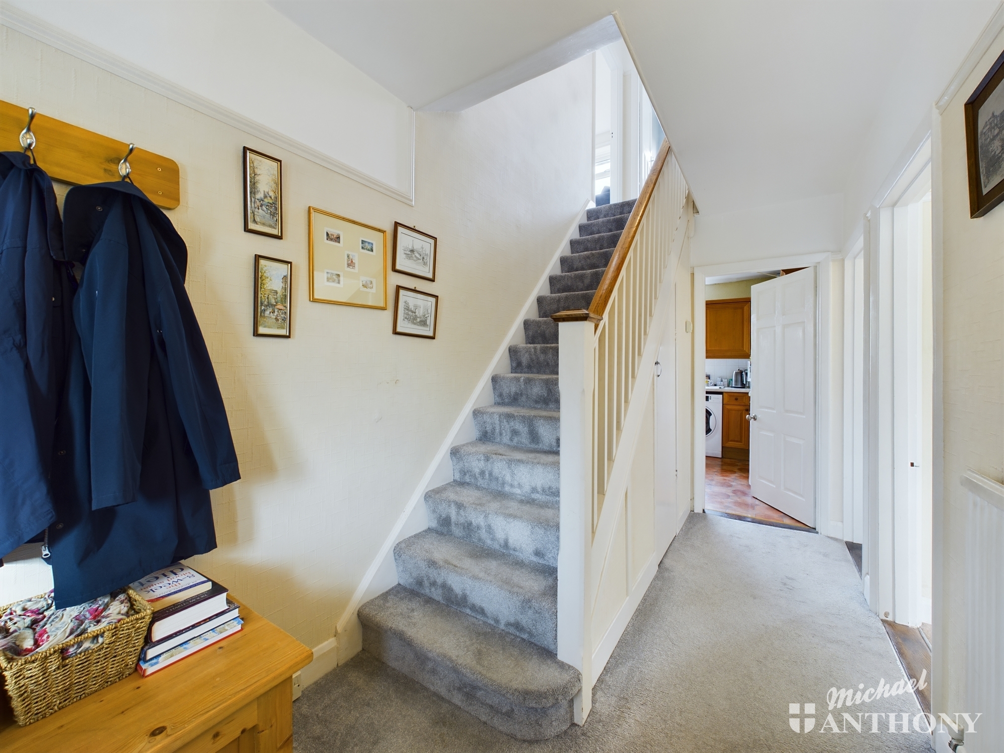 Photos of Broughton Avenue, Aylesbury, Buckinghamshire HP20 65901752 PrimeLocation