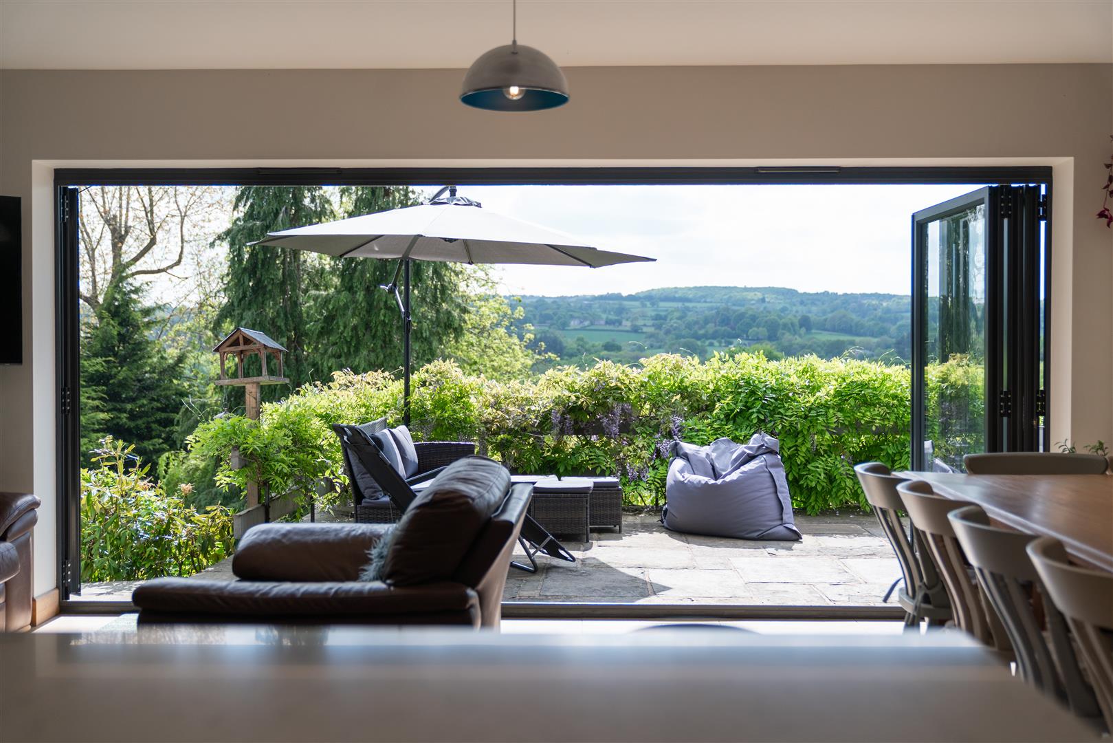 6 bedroom detached house for sale 0