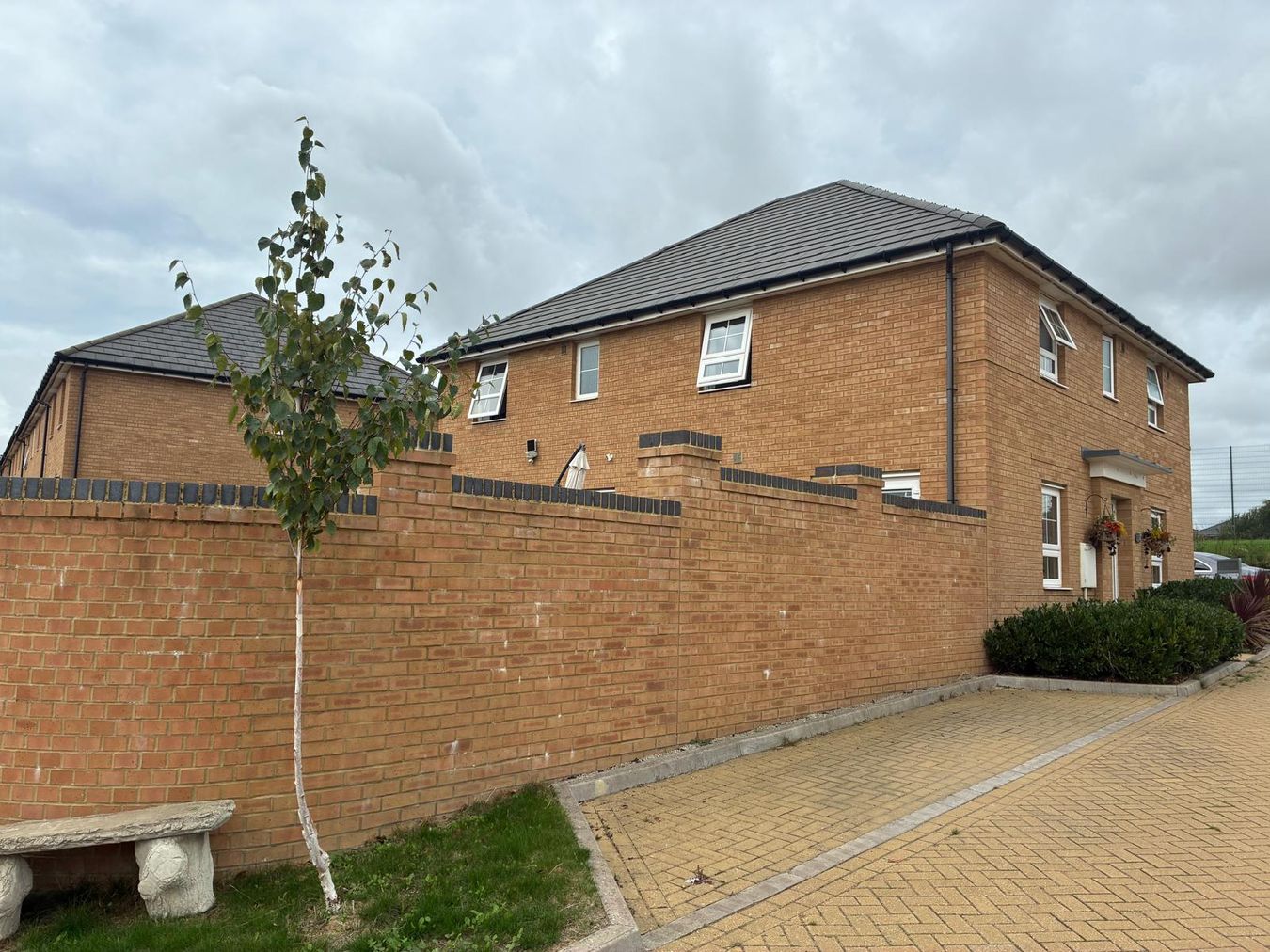 Skylark Lane, Dover photo 5