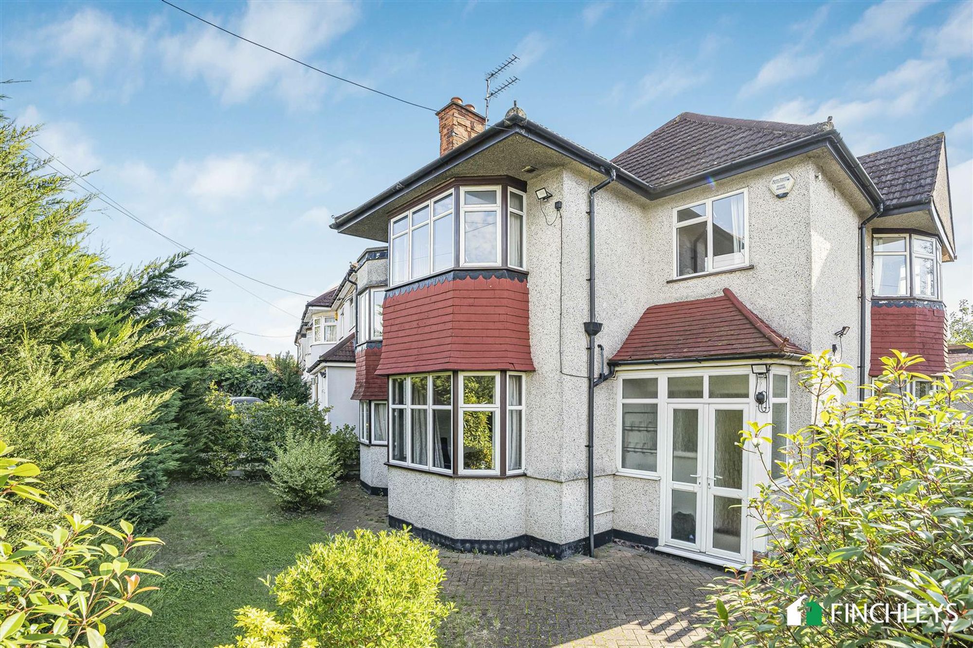 5 bedroom detached house for sale 0