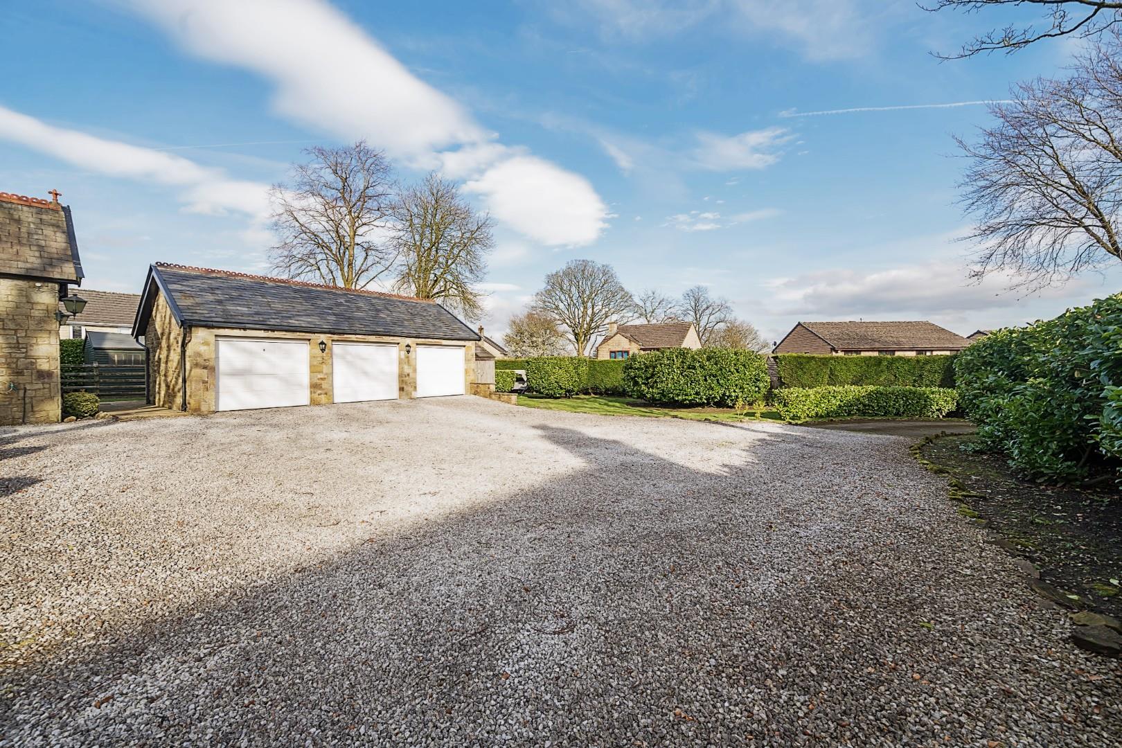 Photos of Coates Lane, Barnoldswick BB18 66848345 PrimeLocation