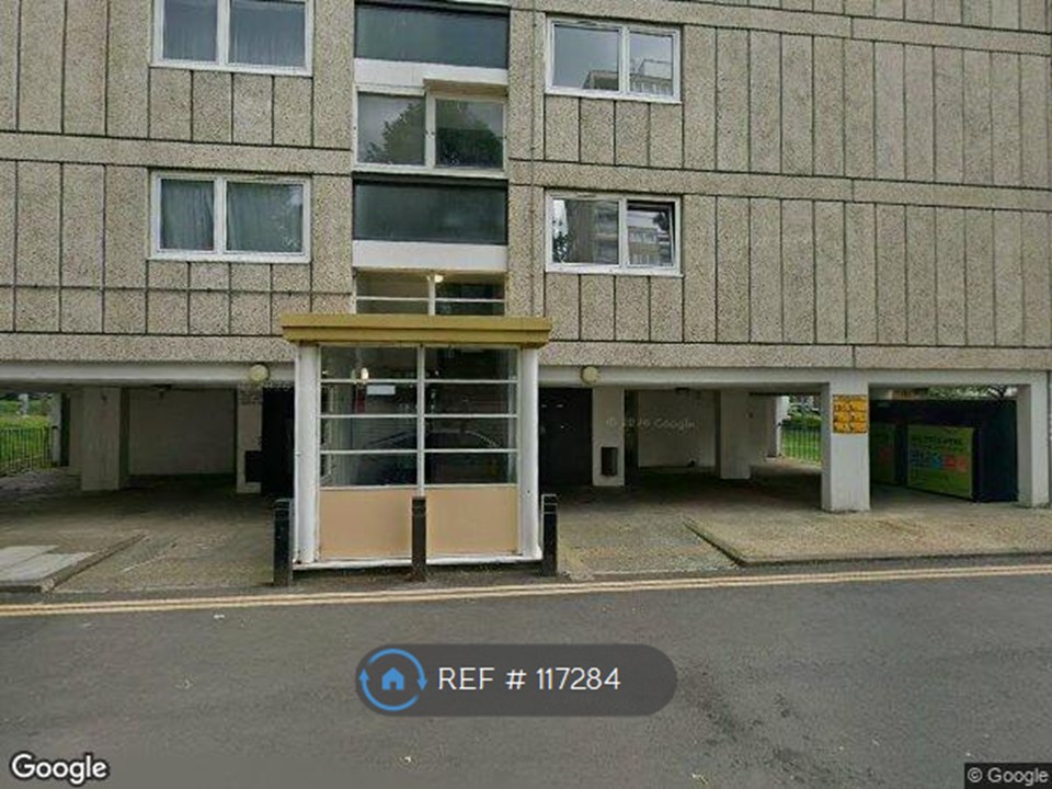Flat, Wheatley House Tangley Grove, London photo 3