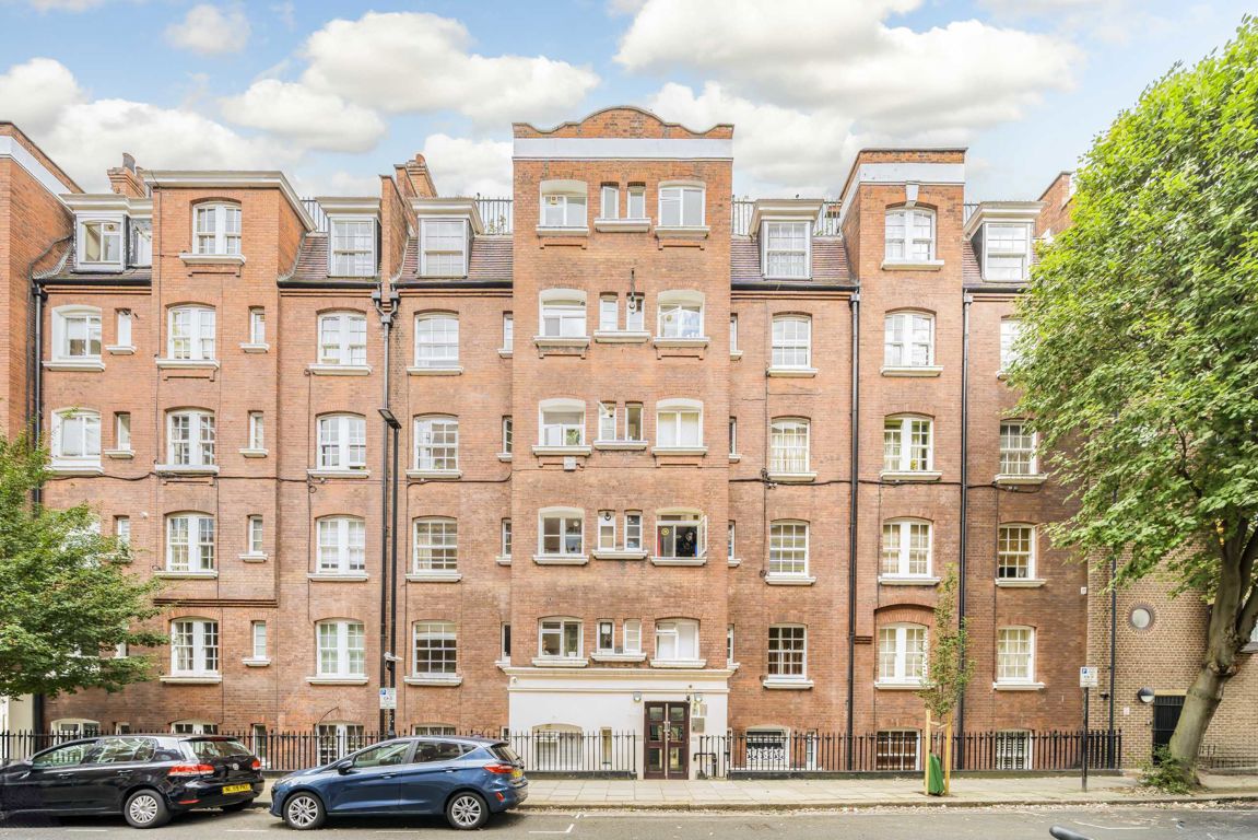 Flat 29, Sandwich House, Sandwich Street, London photo 2