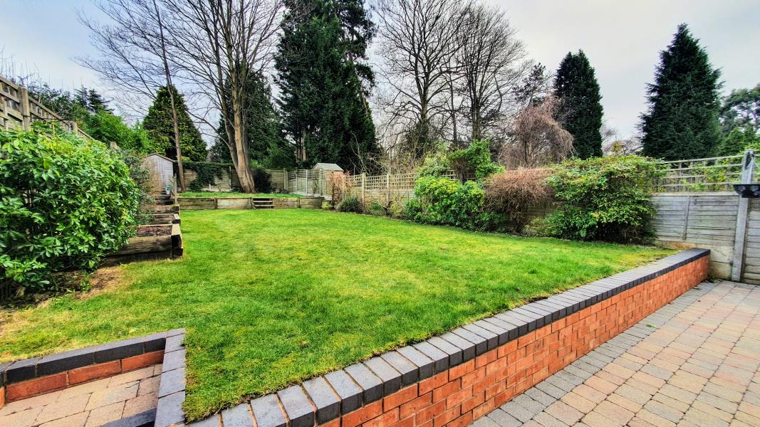 Photos of Green Road, Olton, Solihull B92 60893290