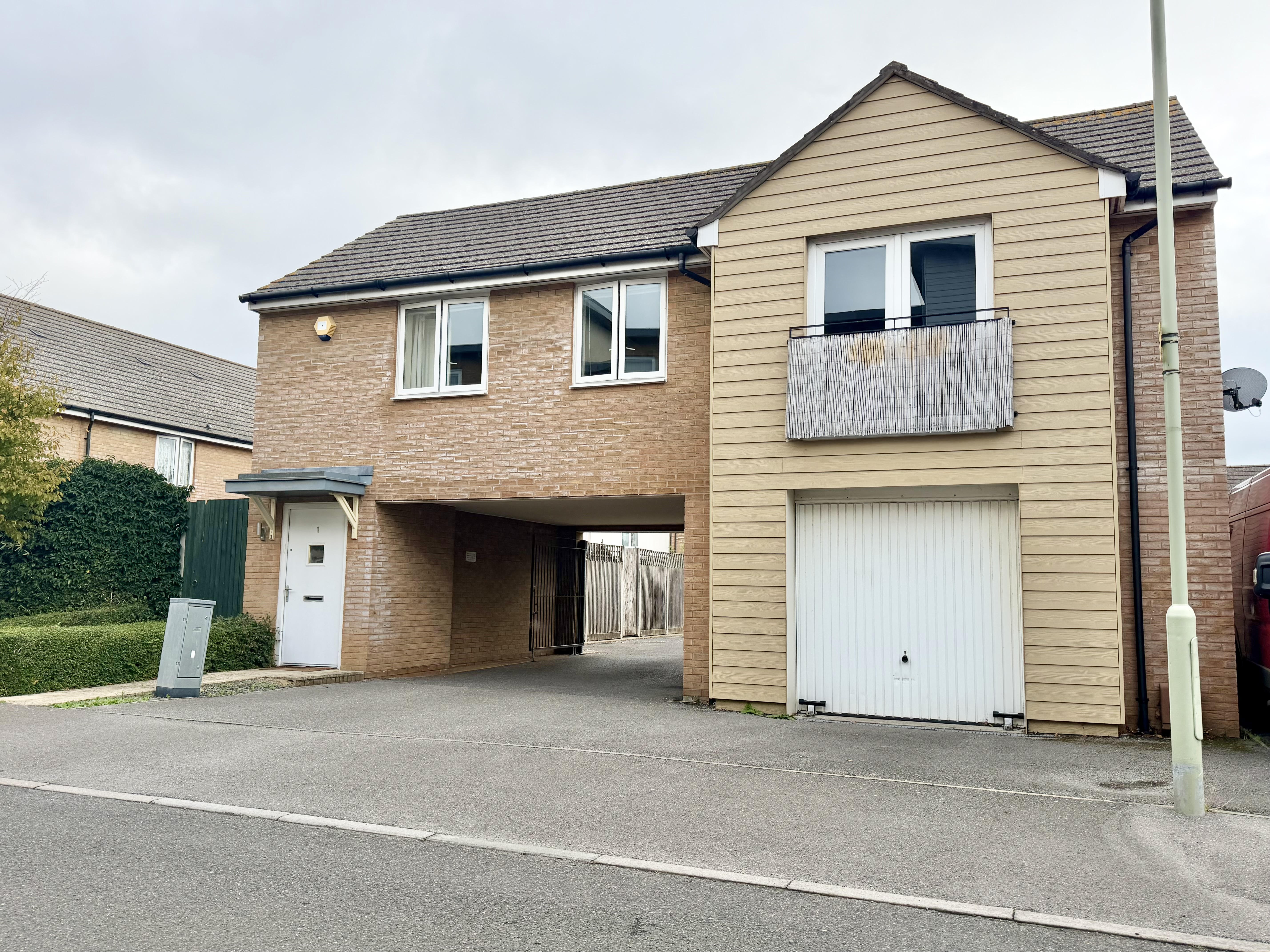 1, Little Woodham Lane, Gosport photo 2