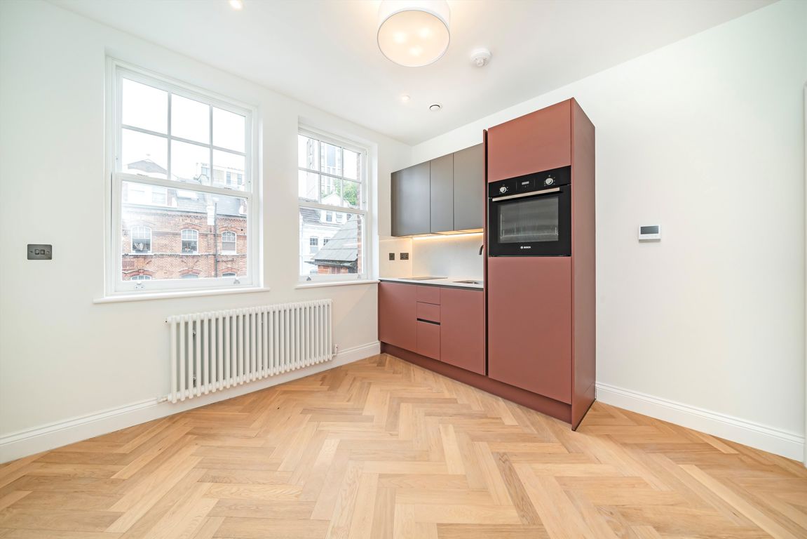 Flat 5, 47, Avonmore Road, London photo 4
