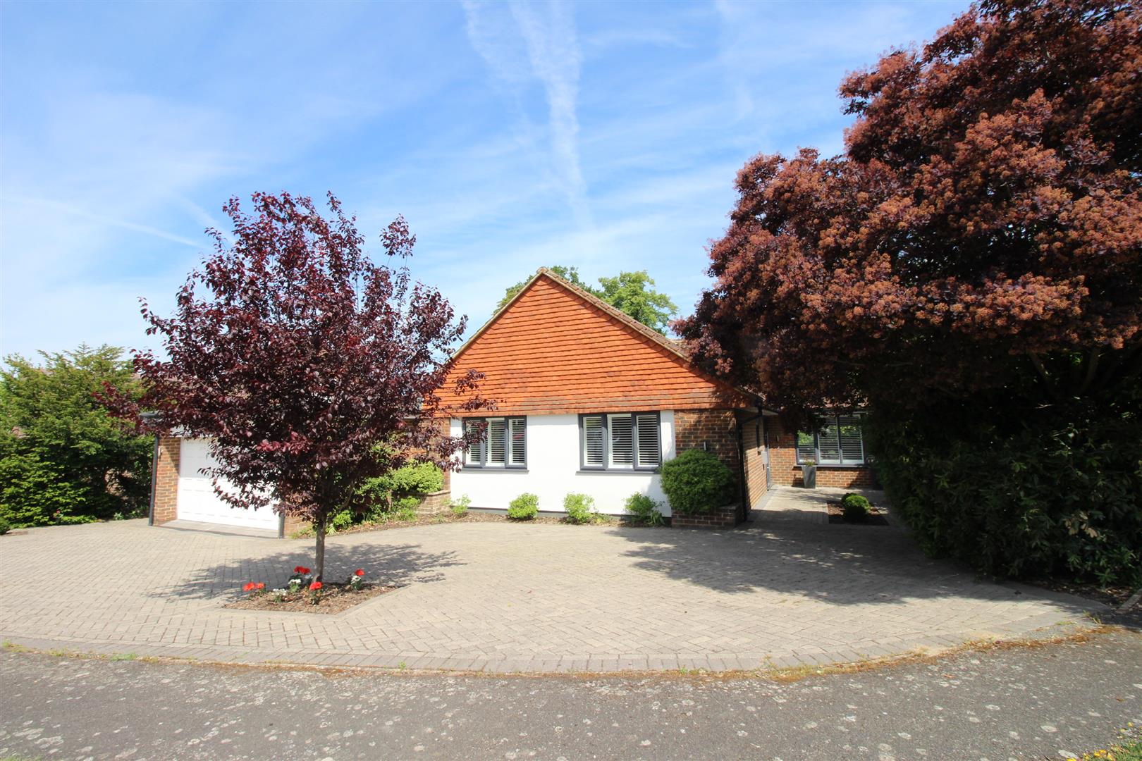 4 bedroom semi-detached new house for sale in Guildford