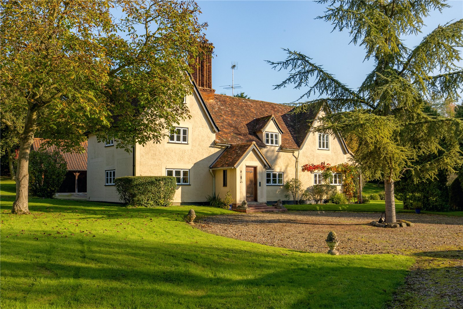 7 bedroom detached house for sale 0