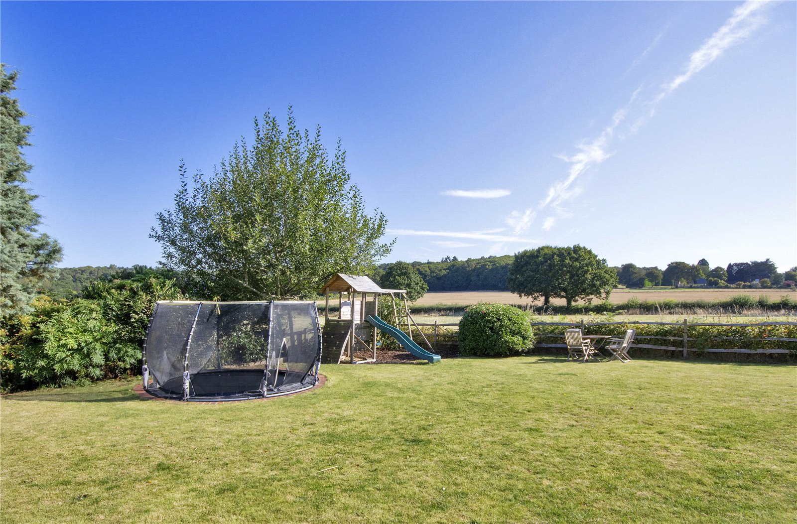 5 bedroom detached house for sale 0