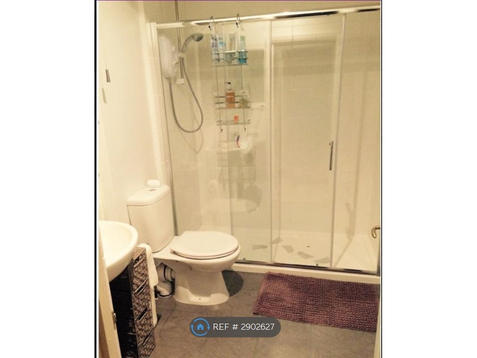 Flat, Buckland Road, Maidstone photo 4