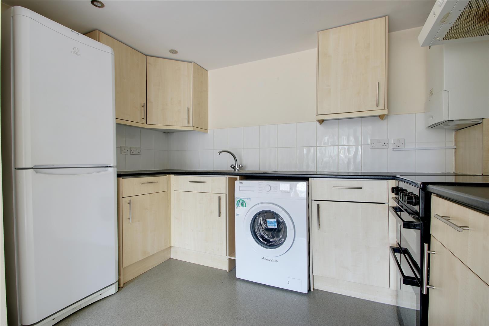 6 bedroom block of flats for sale 0