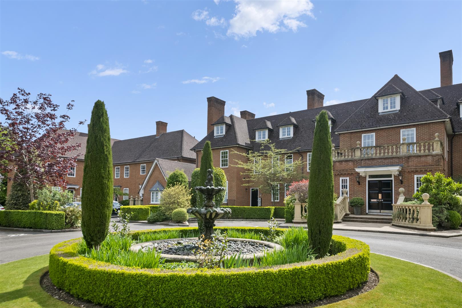 2-bed flat on 21 Lady Yorke Park, Seven Hills Road, Iver, £425,000