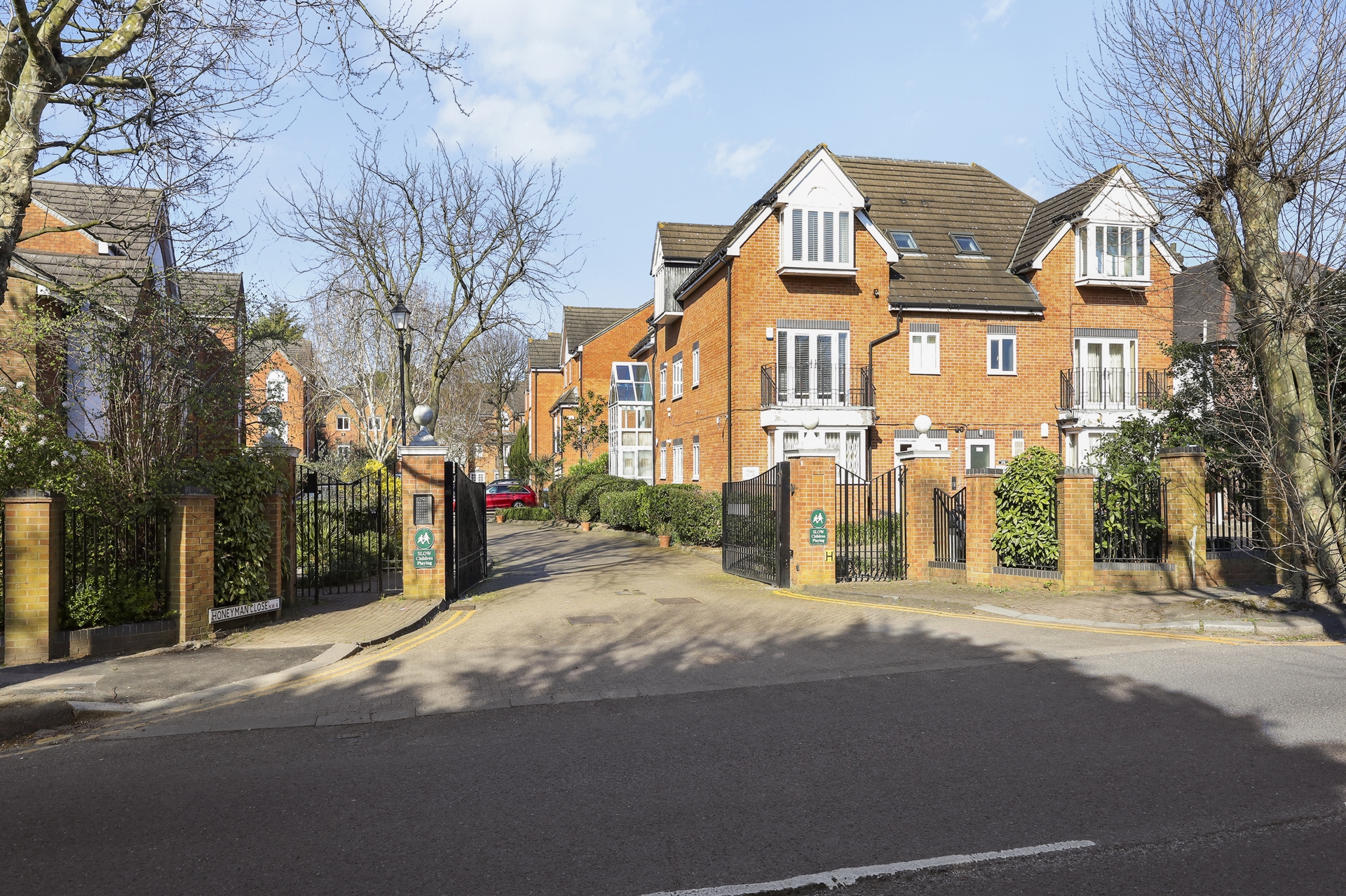 5 bedroom terraced house for sale 0