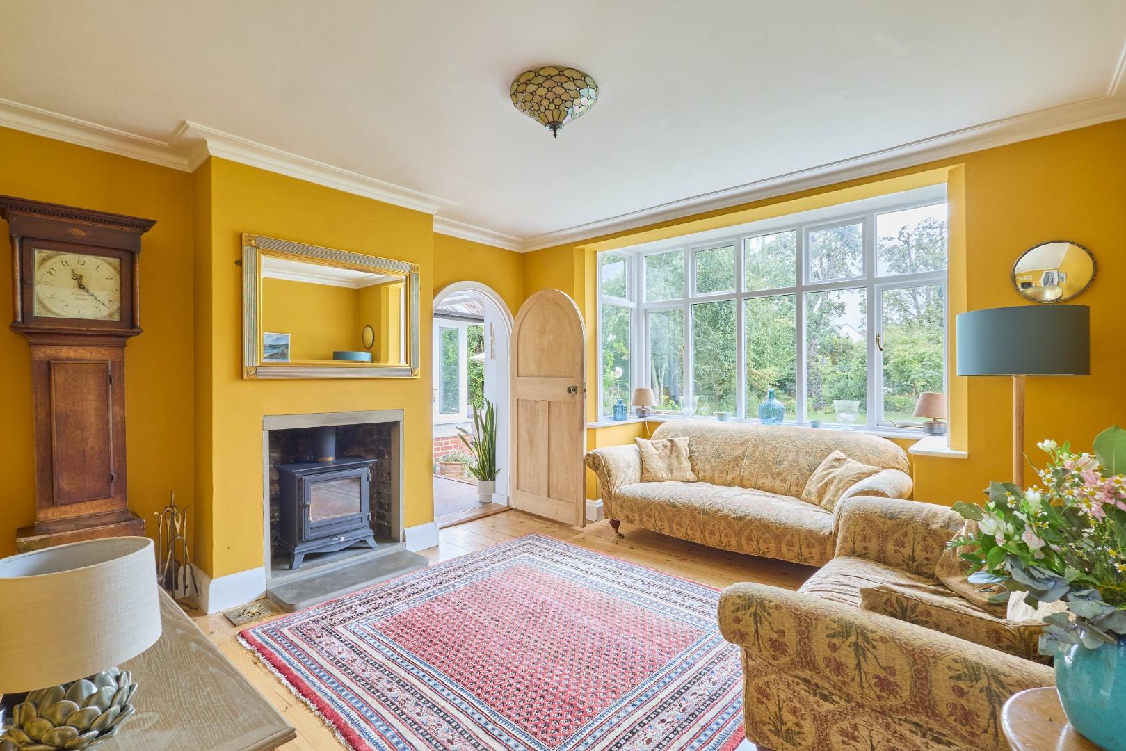 5 bedroom detached house for sale 0