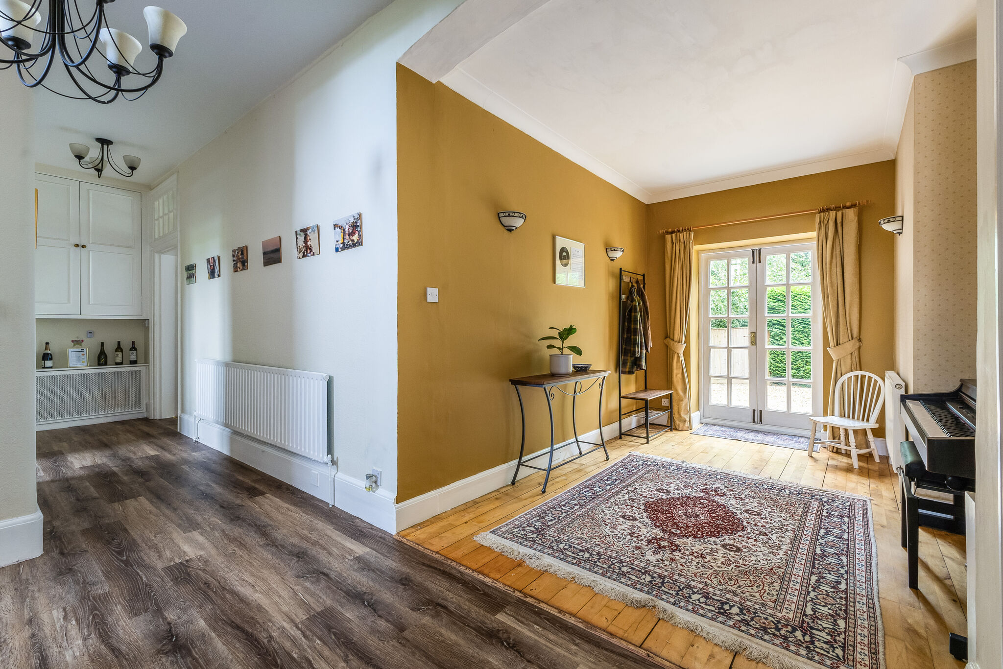 5 bedroom detached house for sale 0