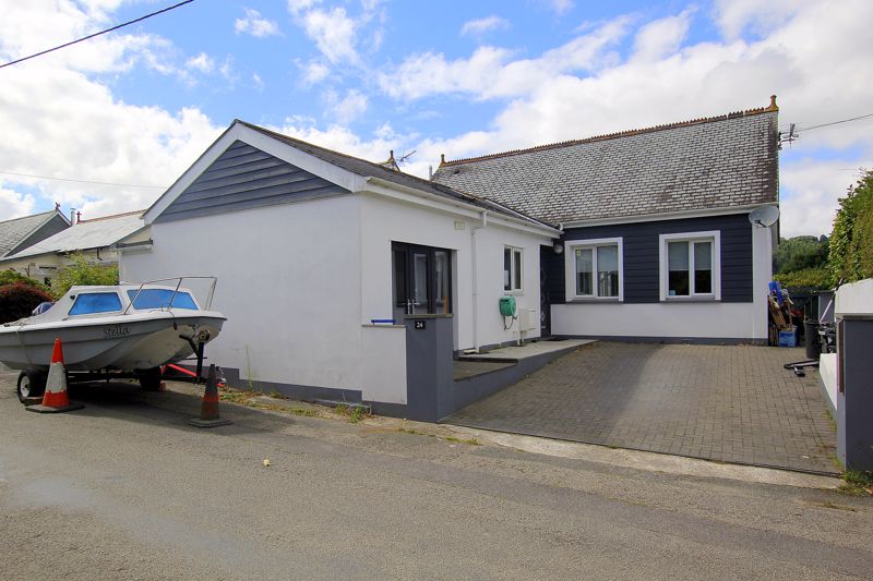 Photos of Cott Road, Lostwithiel PL22 62336184 PrimeLocation