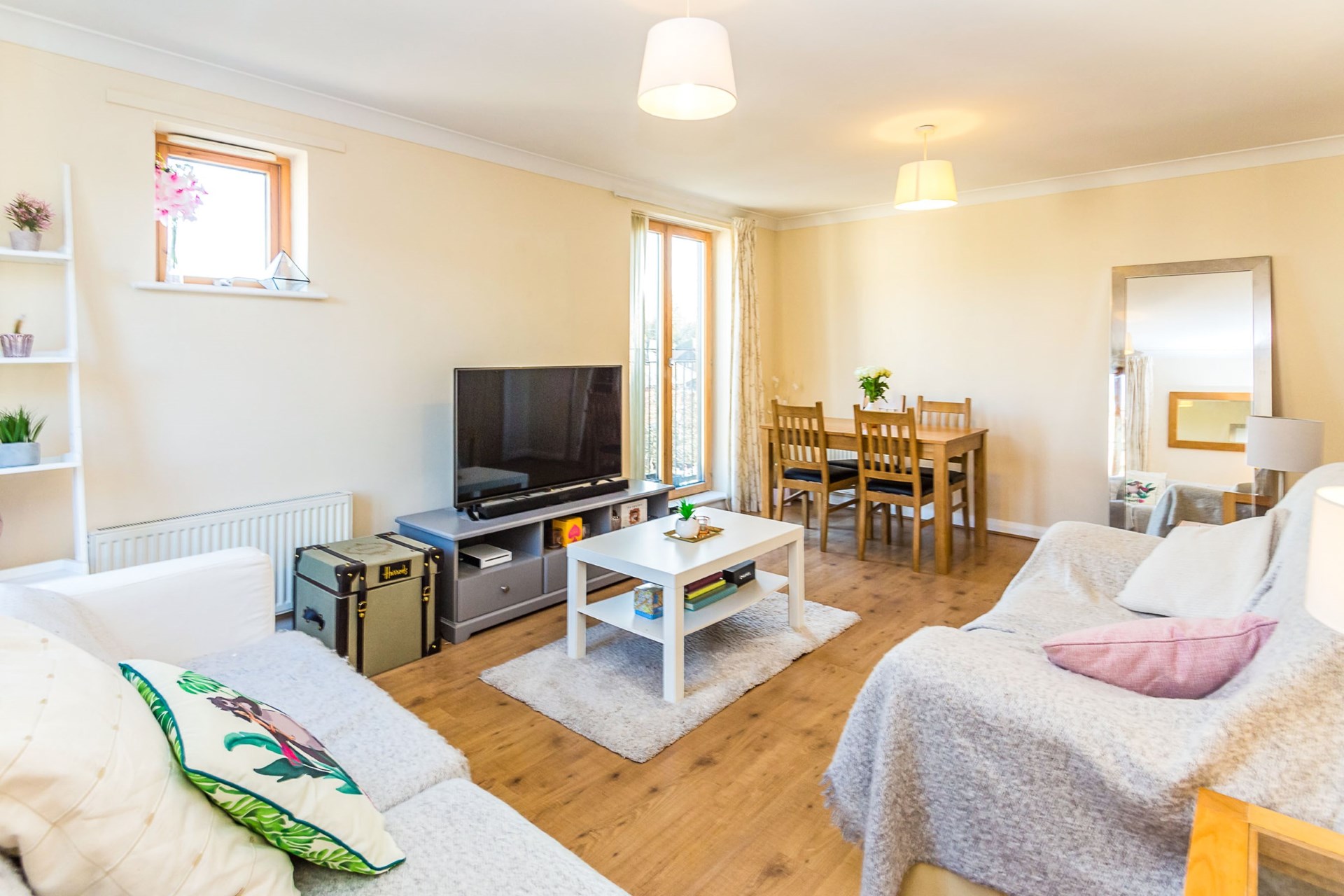2 Bedrooms Flat to rent in London Road, Basingstoke RG21