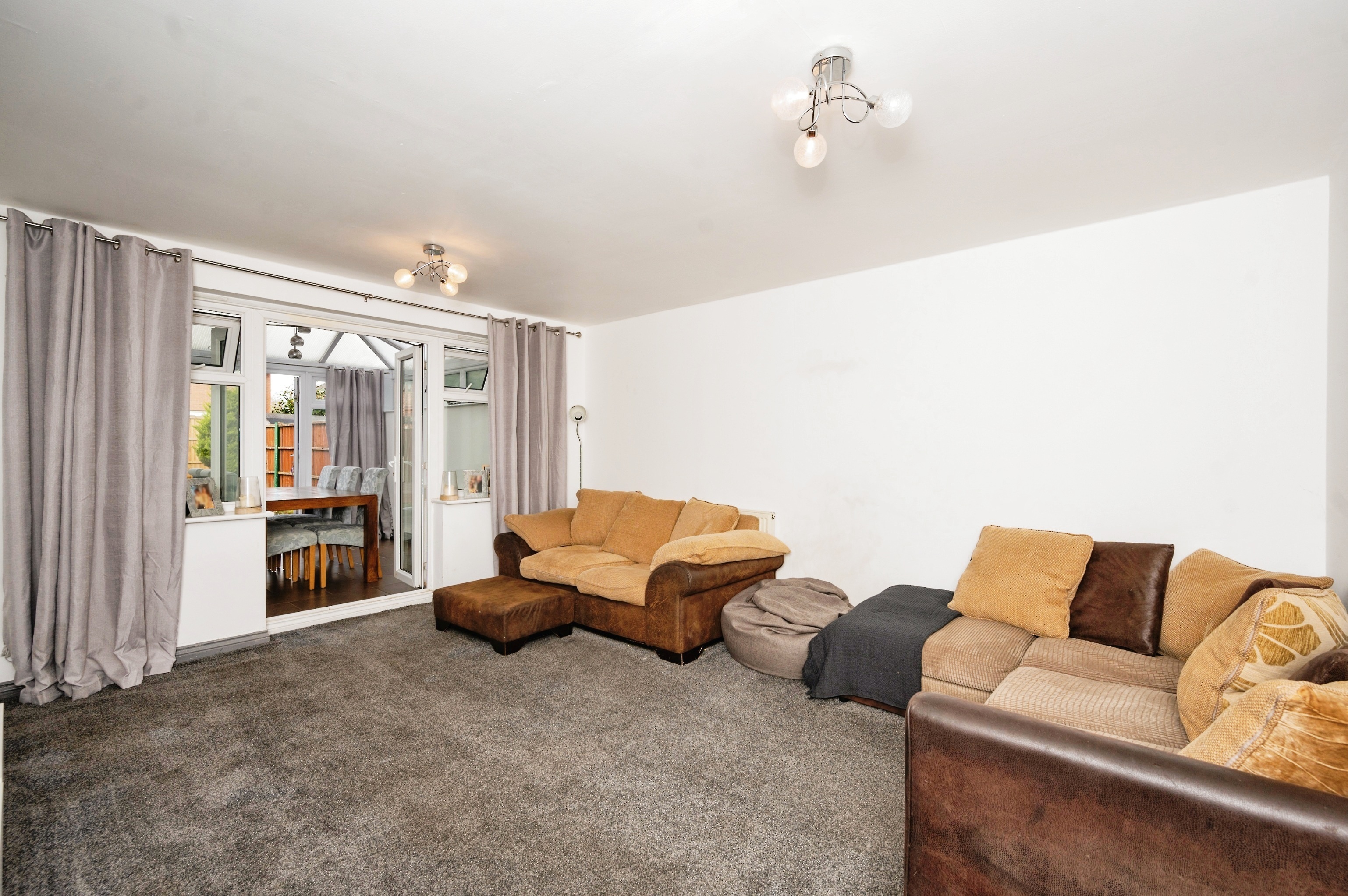 68, Snowberry Crescent, Cheshire photo 3
