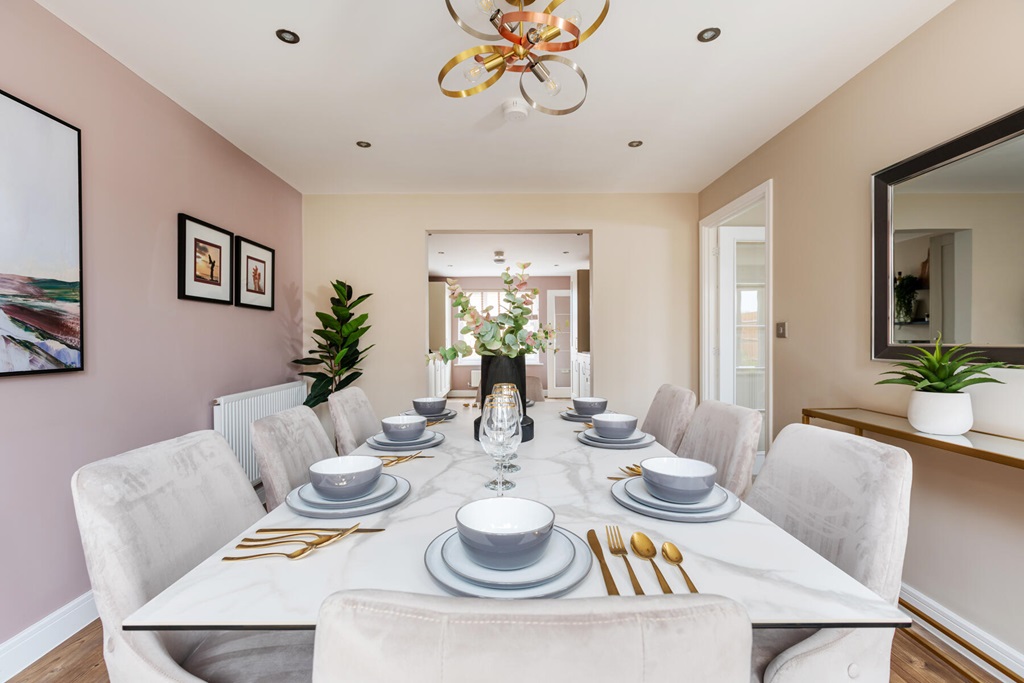 Property 3 of 12. A Wonderful Space For Family Dinners Or Entertaining