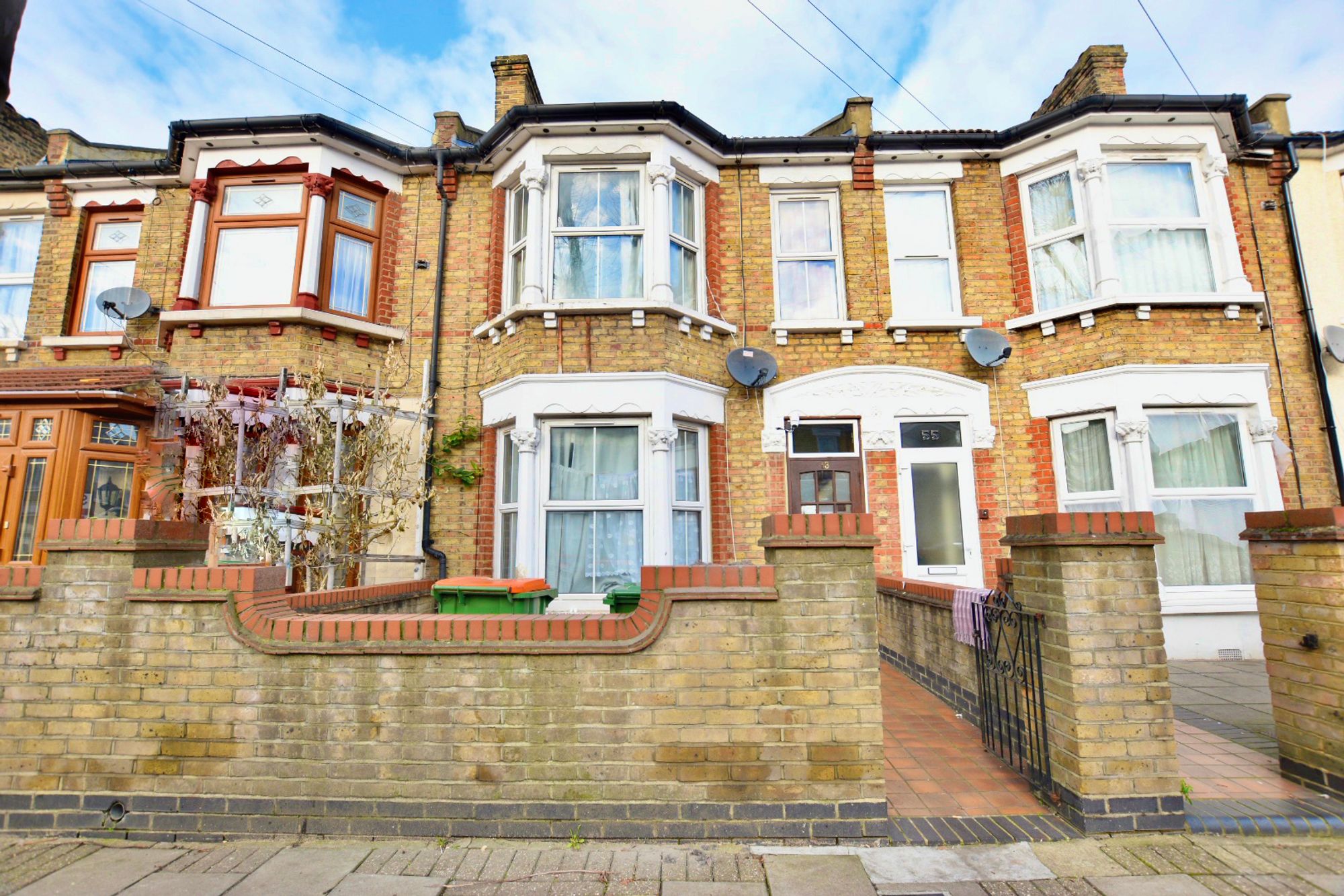53 Sherrard Road, London photo 3