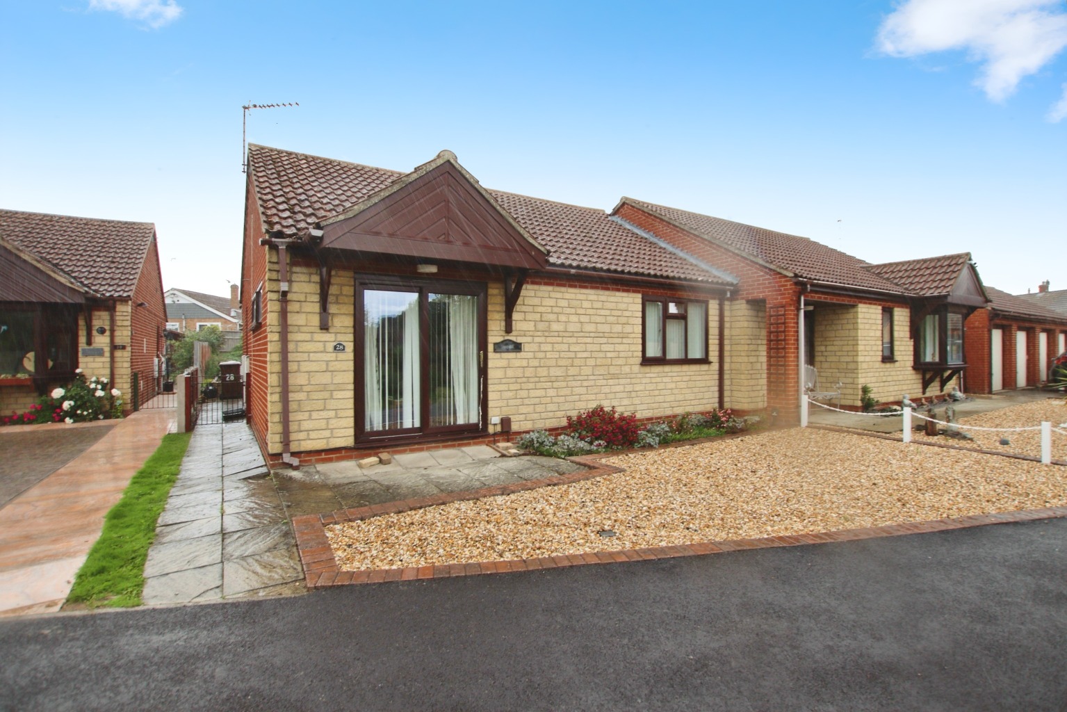 28 Meadowlake Close, Lincoln, Lincolnshire photo 3