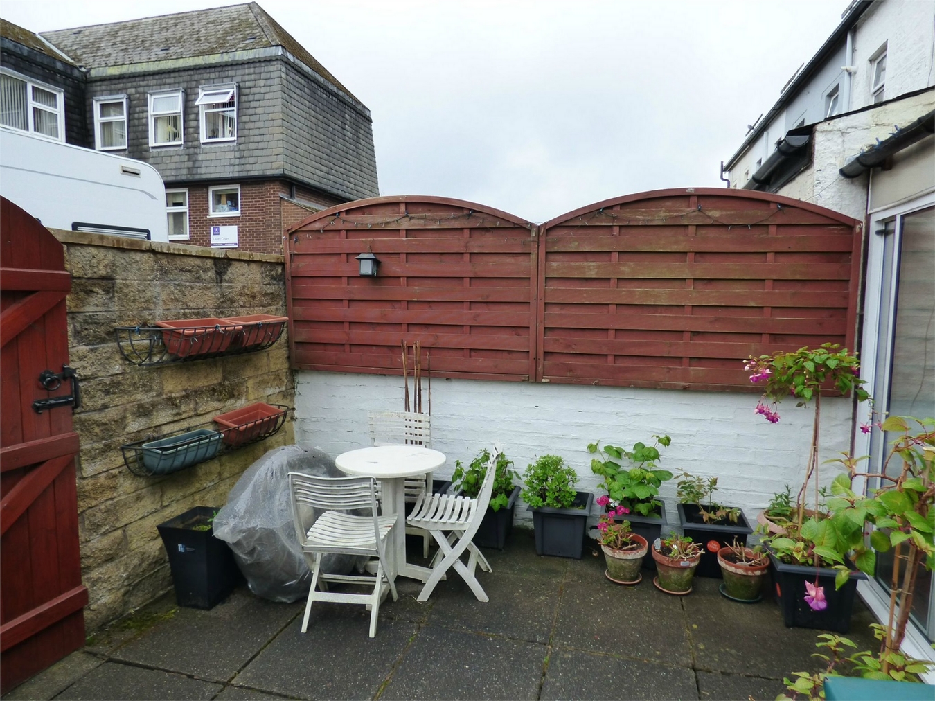 3 Bedrooms Terraced house for sale in Willow Street, Haslingden, Rossendale, Lancashire BB4