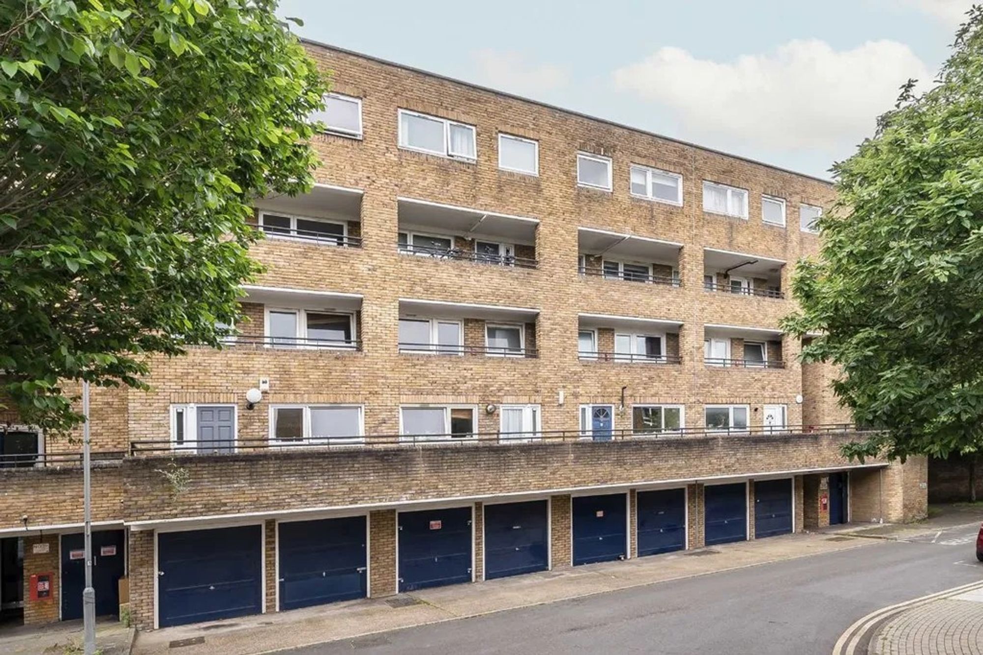 26 East Hill, London photo 2