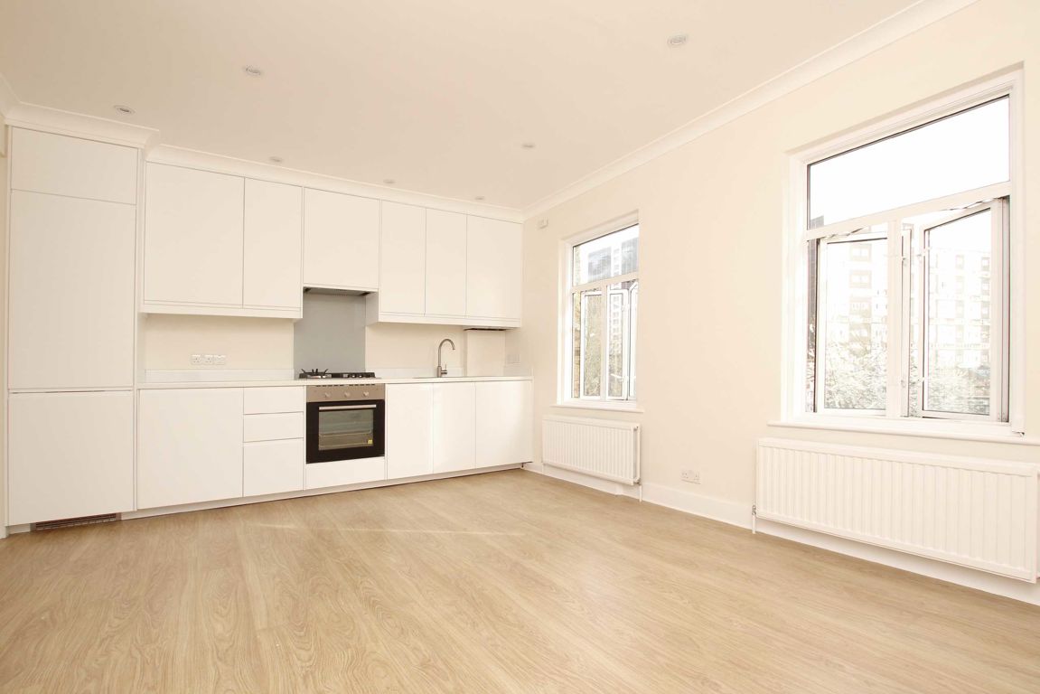 Battersea Park Road, London photo 3