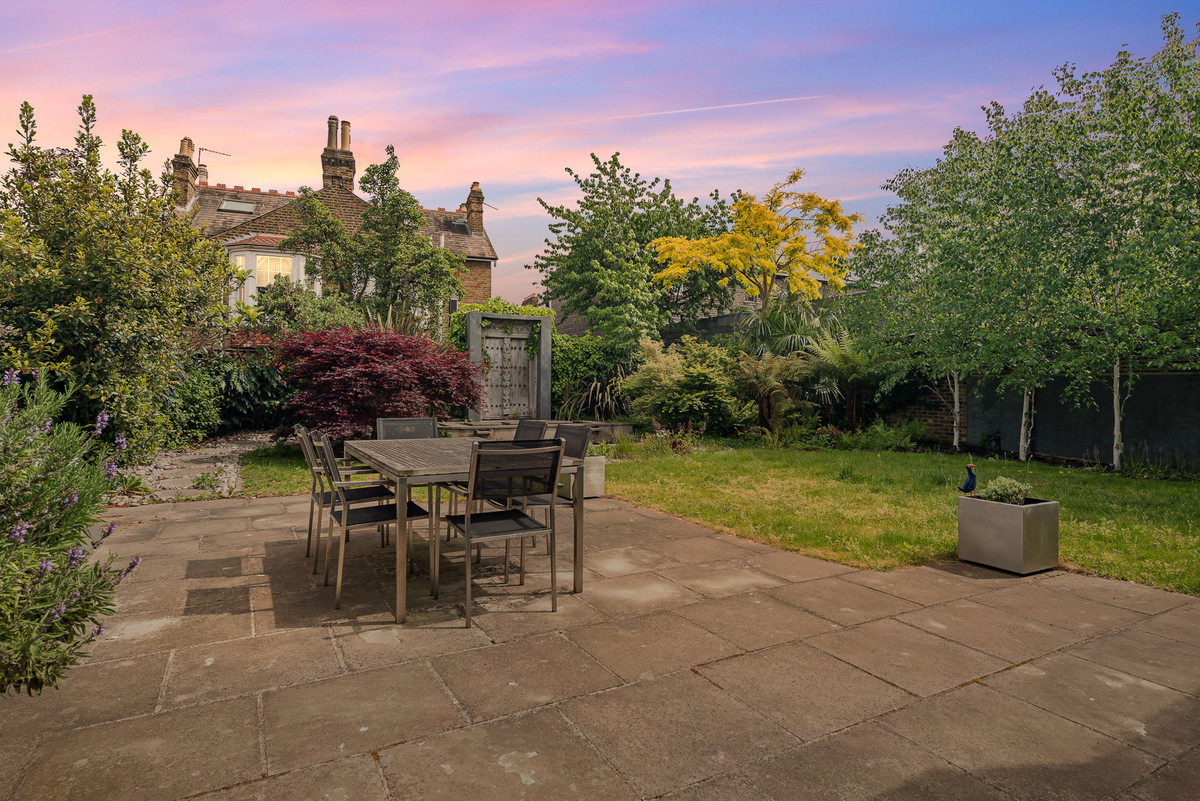 Photos of Mortlake Road, Kew TW9 59143545 PrimeLocation