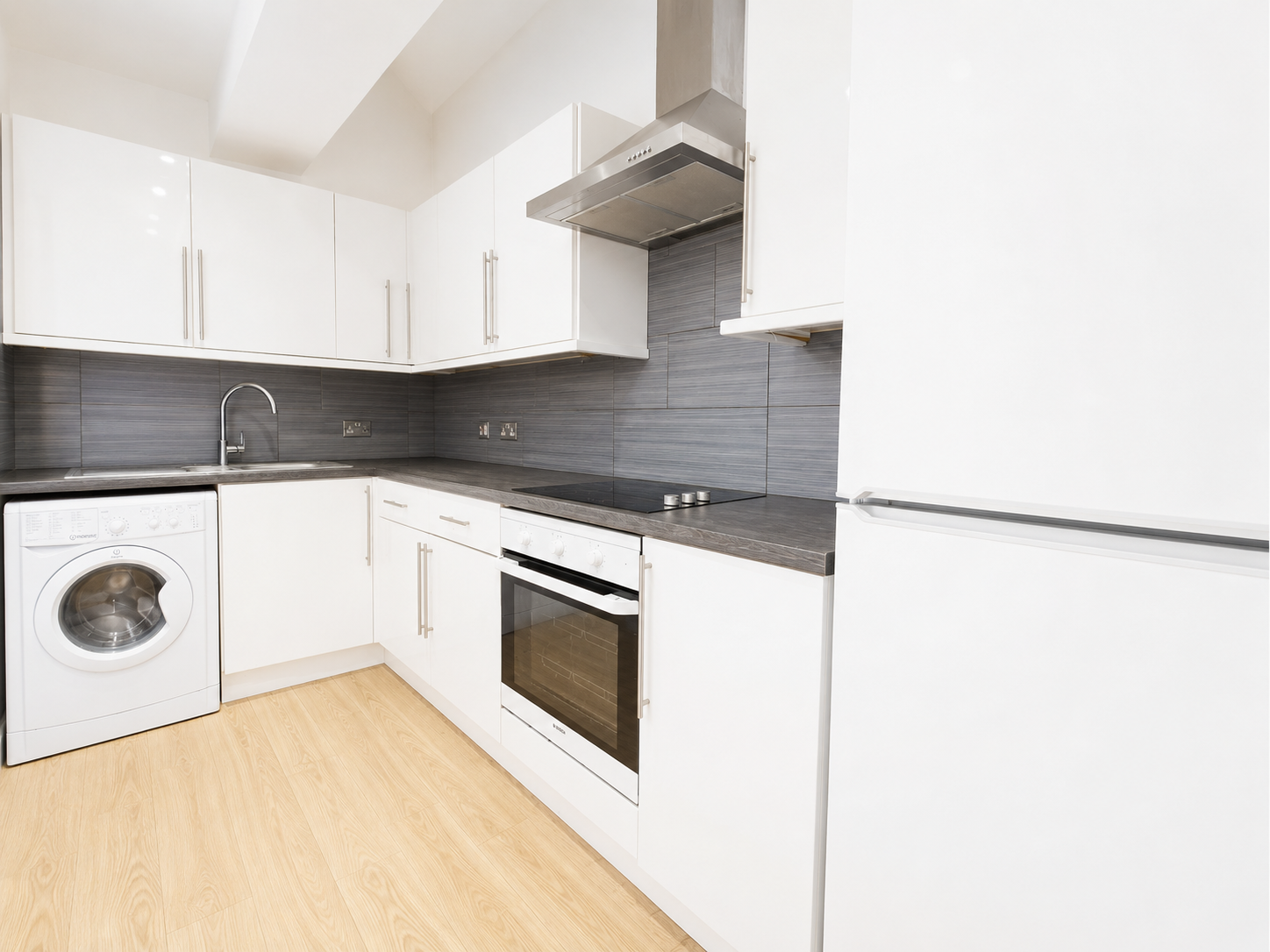 Flat C, 9 Criterion Mews, London, N19 3EN - listing photo