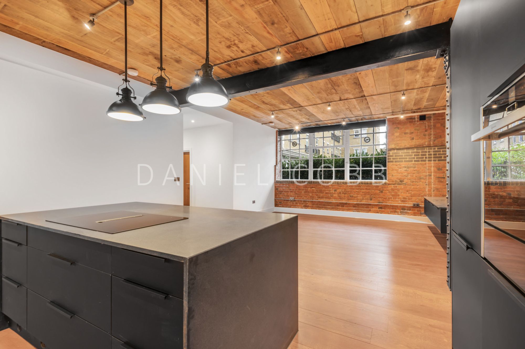 2 bedroom flat for sale 0