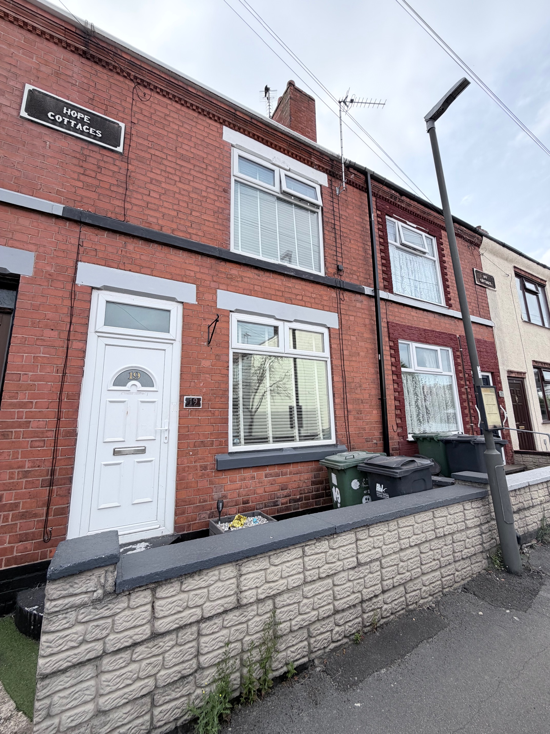 19 ALFRED ST, ALFRETON, ALFRETON photo 2