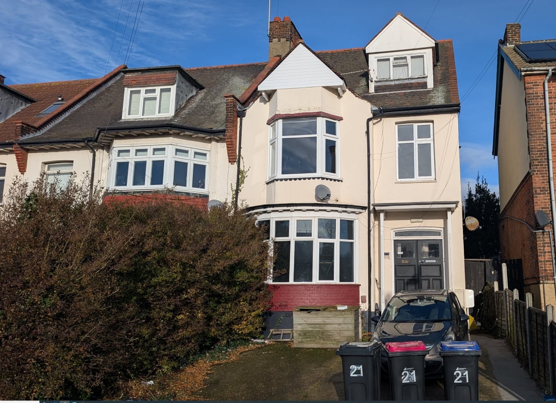 21 Britannia Road, Westcliff-on-Sea photo 3