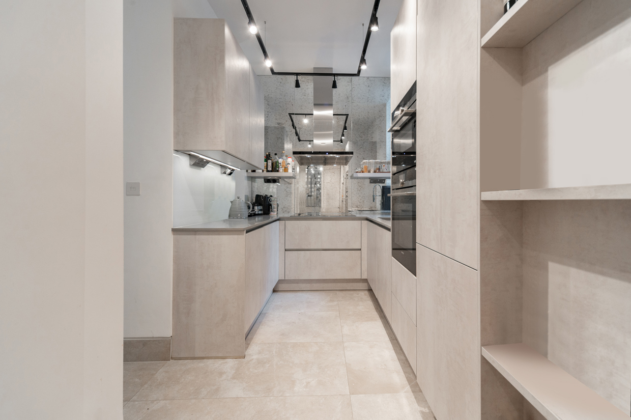3 bedroom flat for sale 0