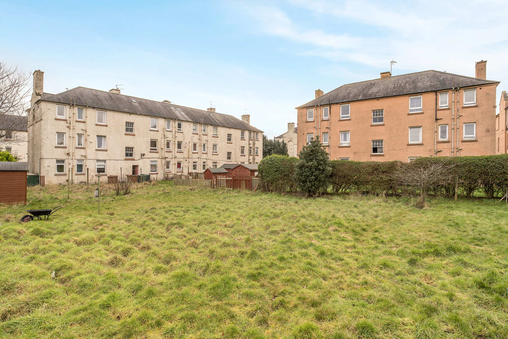 Photos of 25/1 Stenhouse Avenue West, Edinburgh EH11 63840658