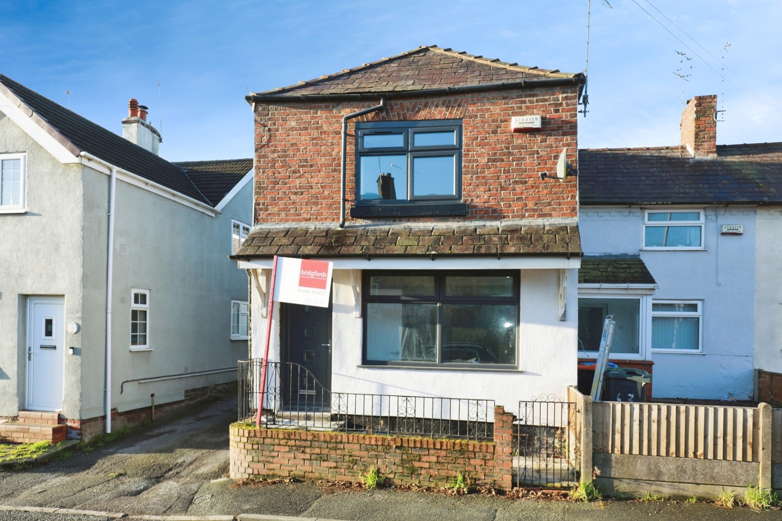 2-bed house on 61, Runcorn Road, Northwich, £150,000