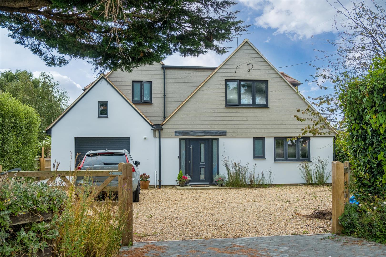 4 bedroom property for sale 0