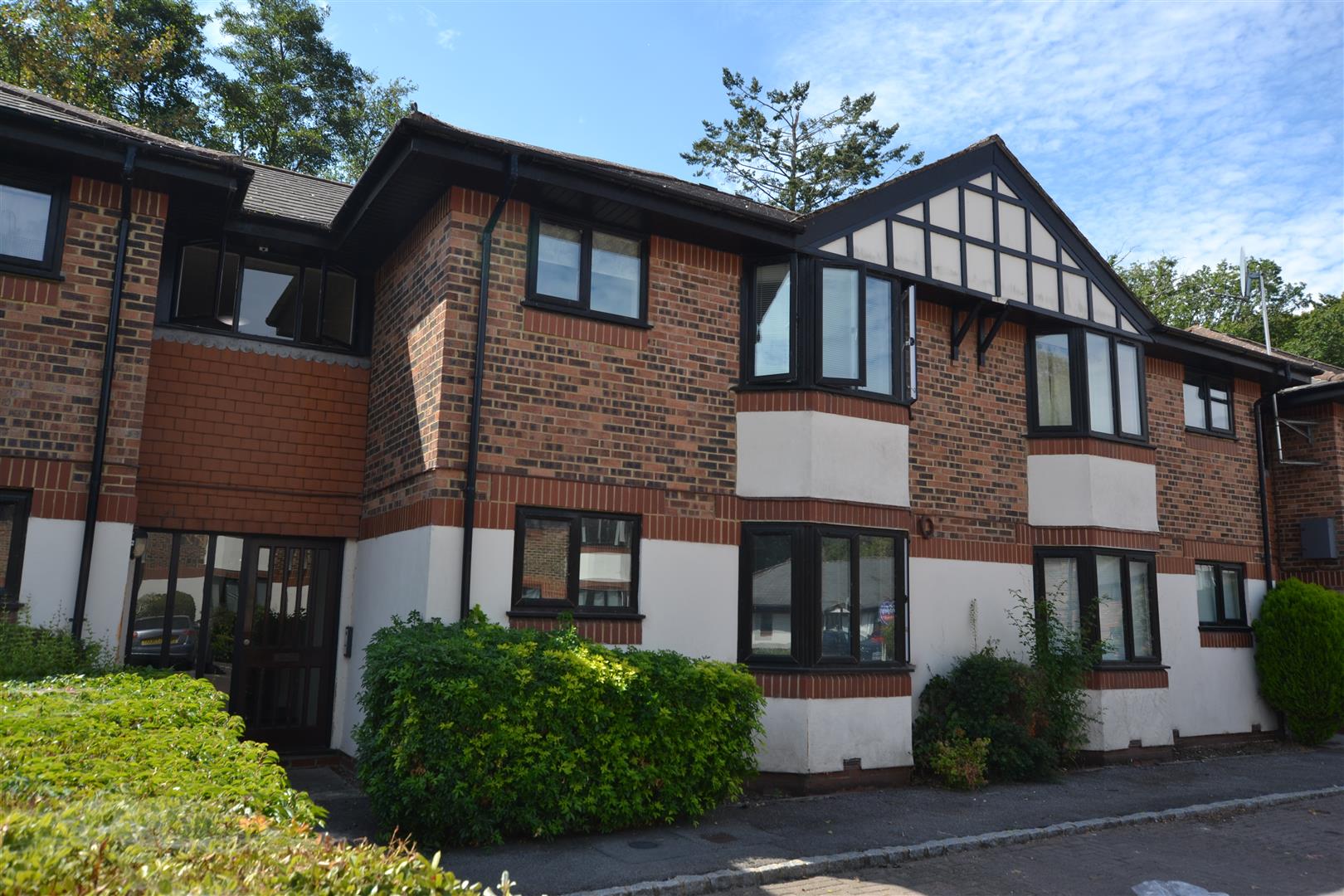 26, Waterside Court, Fleet photo 3