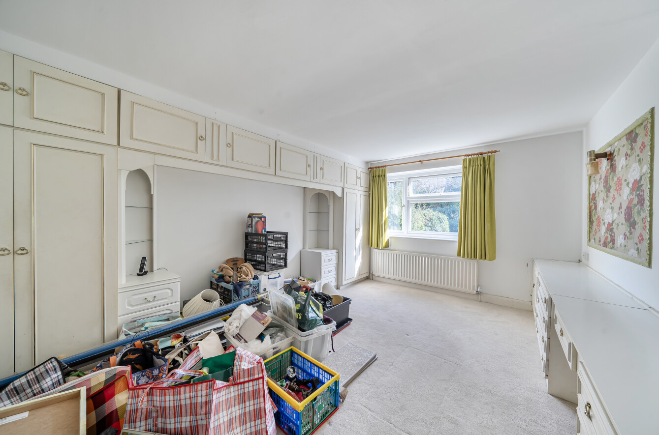 4 bedroom detached house for sale 0